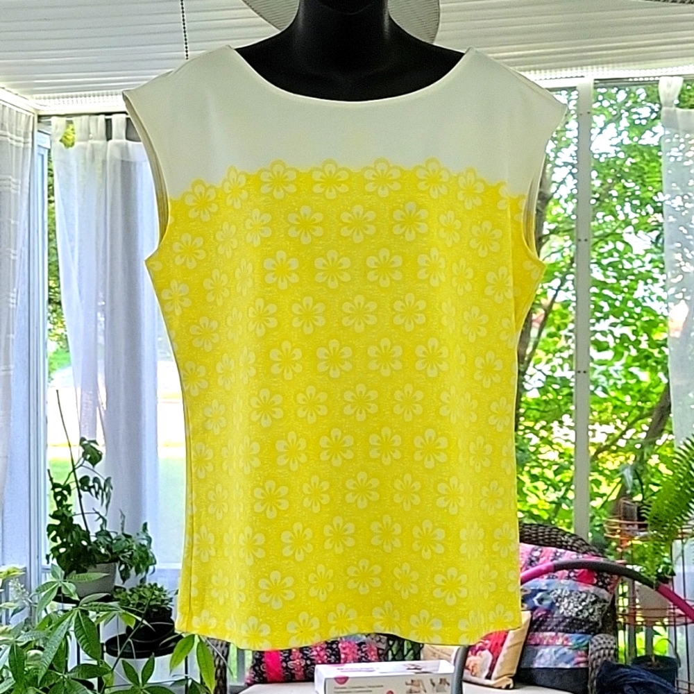 Ann Taylor White and Yellow Floral Cap-Sleeve Tee